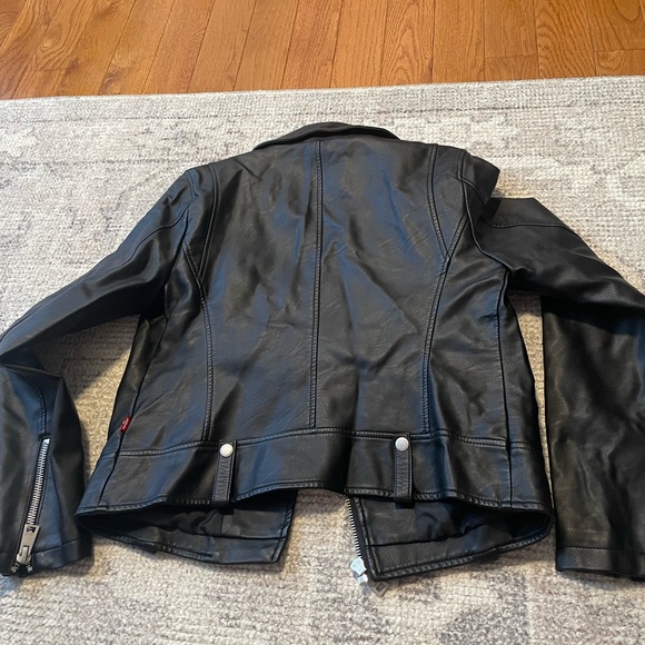 Levi’s Faux Leather Jacket NWOT - Picture 3 of 3